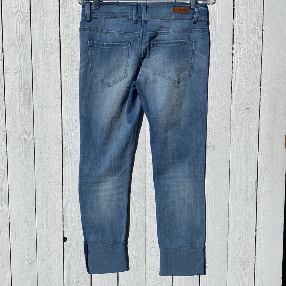 Almost Famous Jeans - Picture 3 of 6